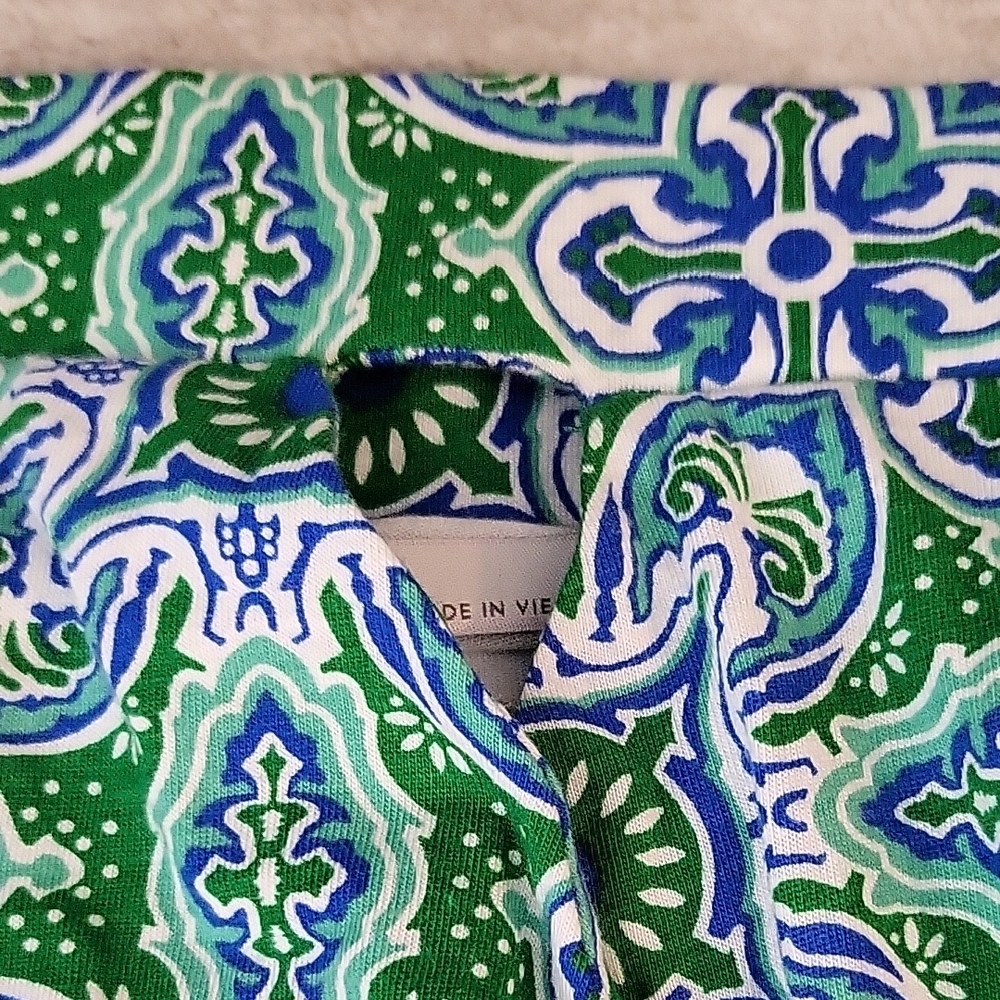 Old Navy Green and Blue Patterned Top - Picture 3 of 4